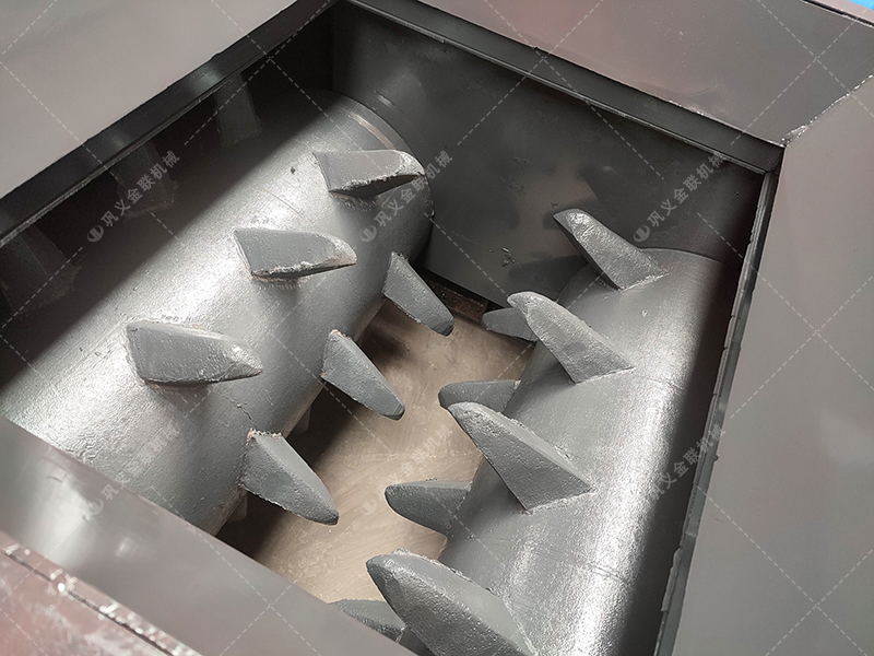 选择困难症？看完这篇你就知道双齿辊破碎机有多香！